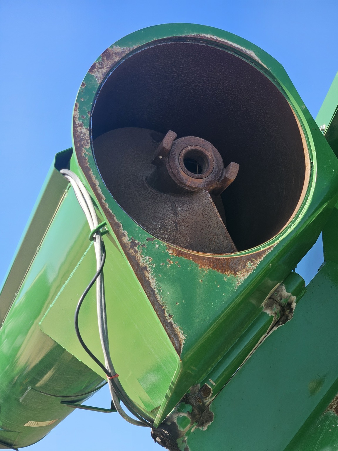 2010 J&M 1151 Grain Cart