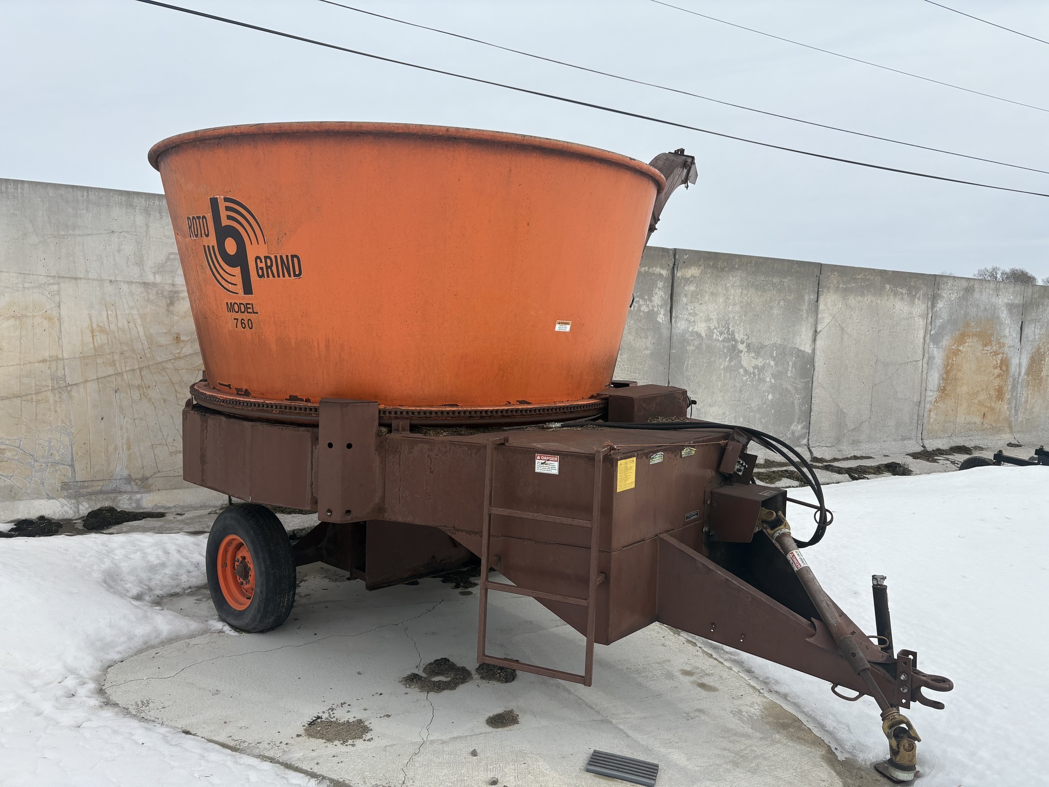  Roto Grind 760 Grinders and Mixer