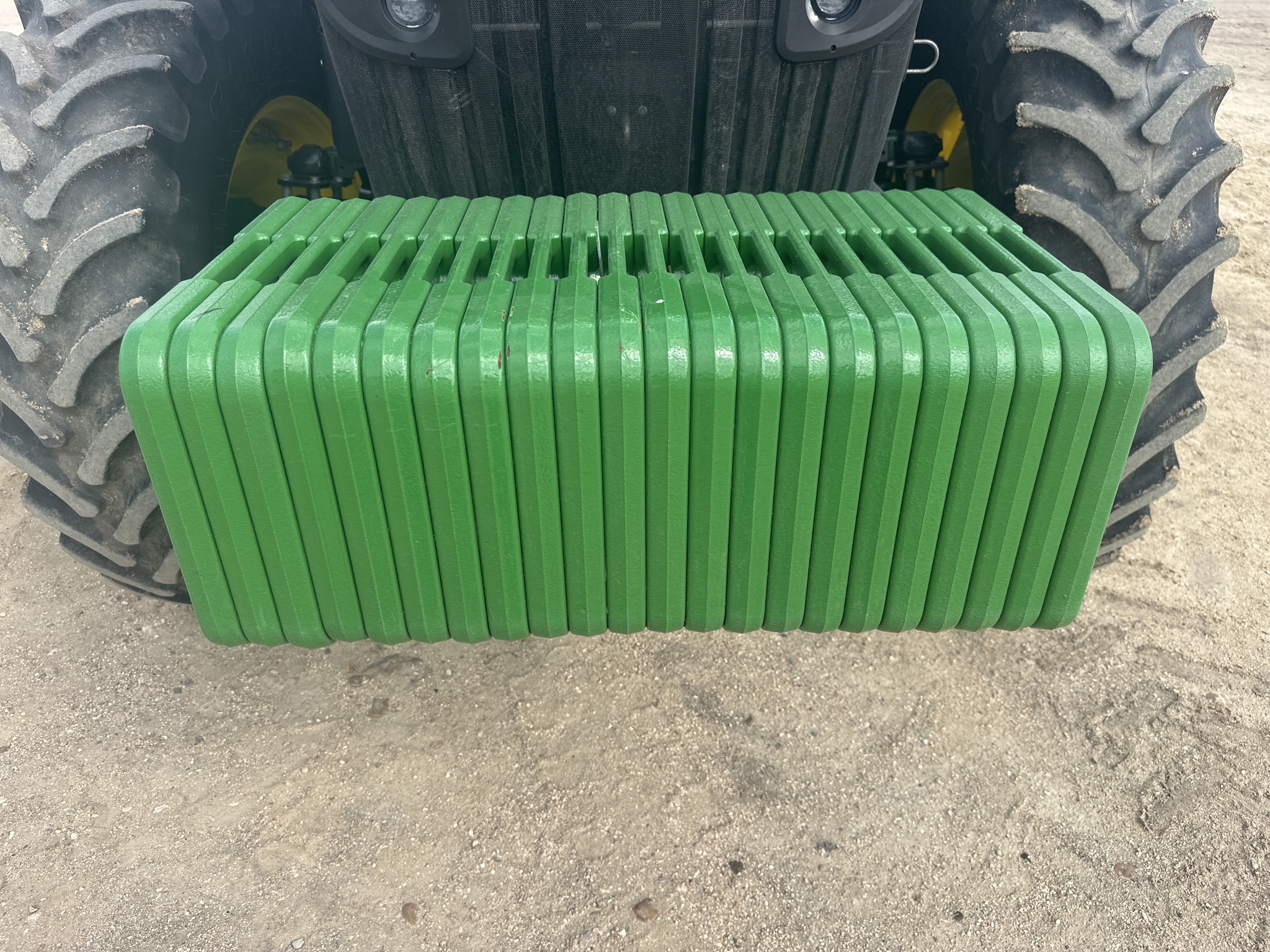 2022 John Deere 7R 210 Tractor