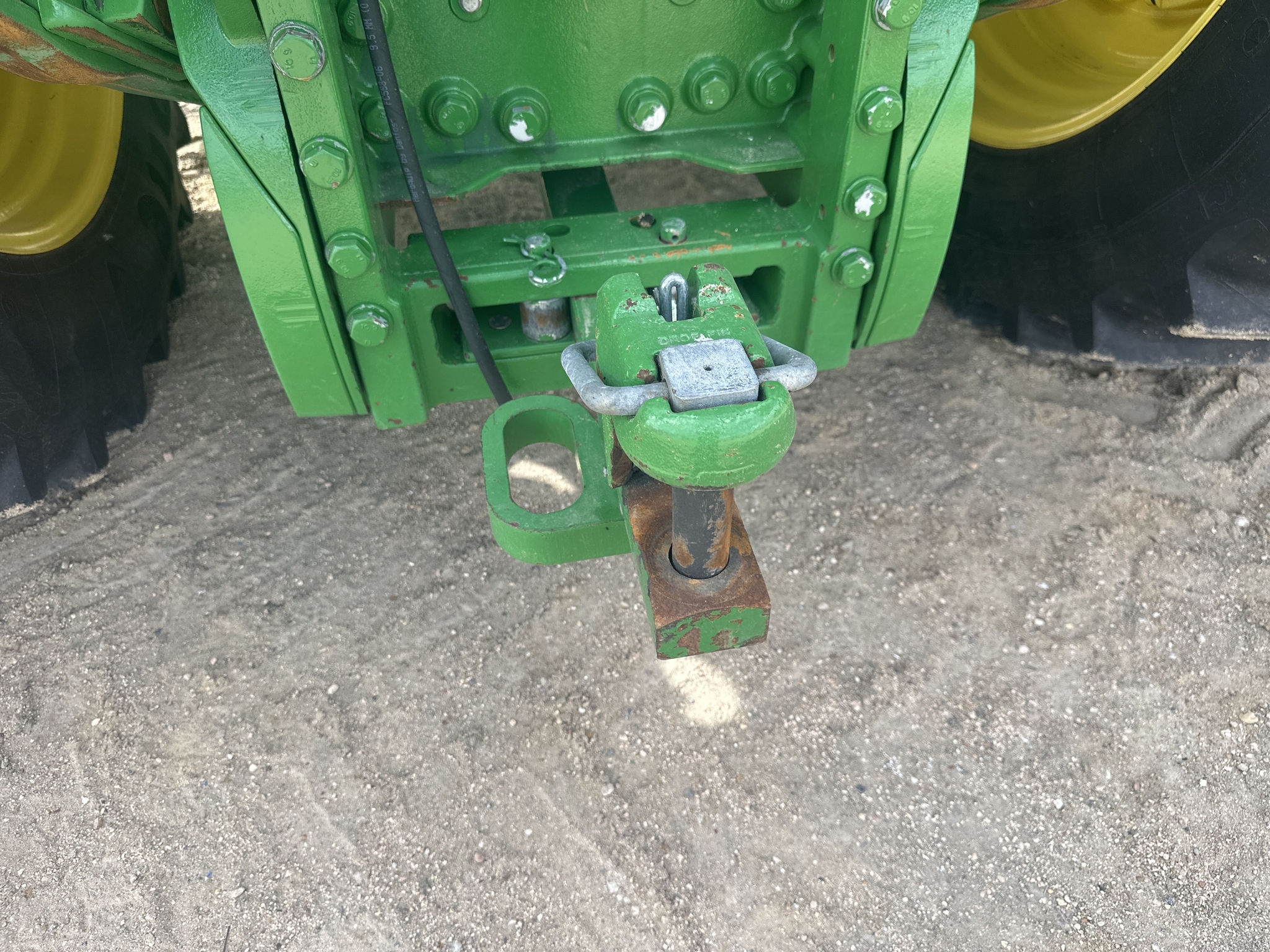 2022 John Deere 7R 210 Tractor