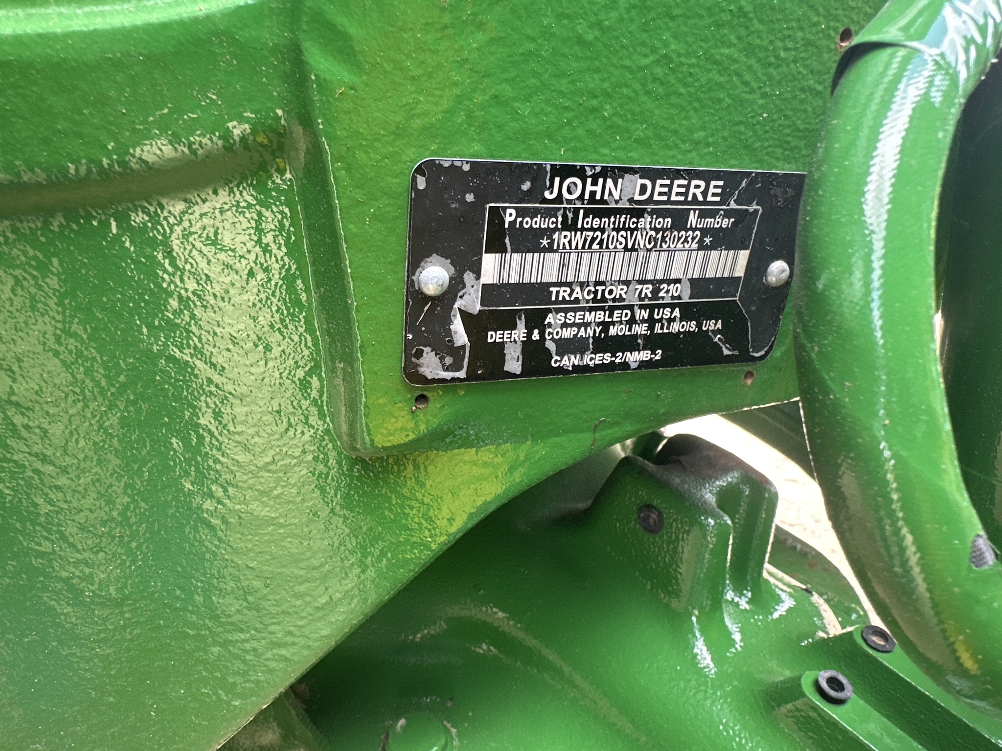 2022 John Deere 7R 210 Tractor
