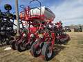 2019 White 9816VE Planter
