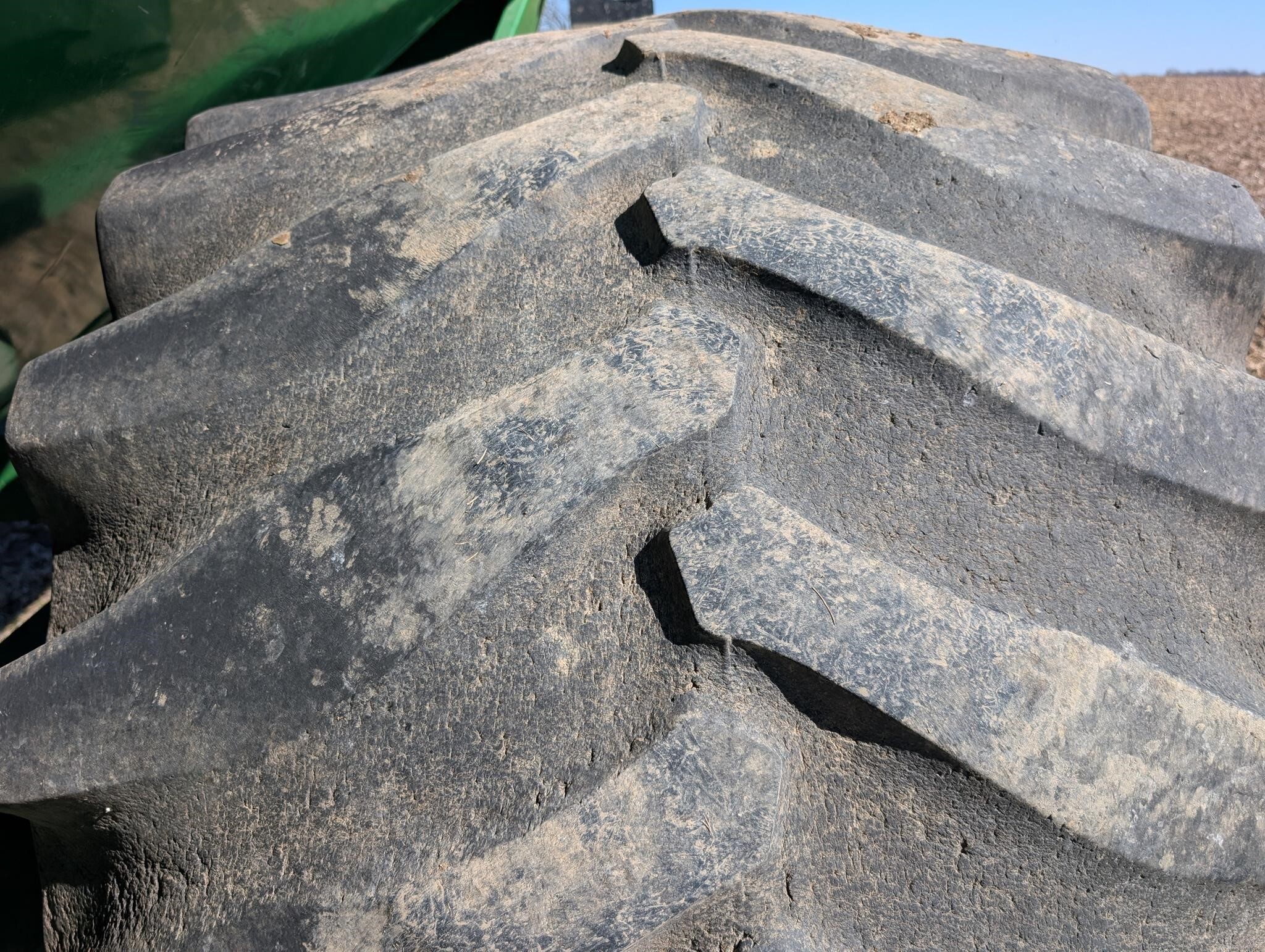  J&M 875-18 Grain Cart