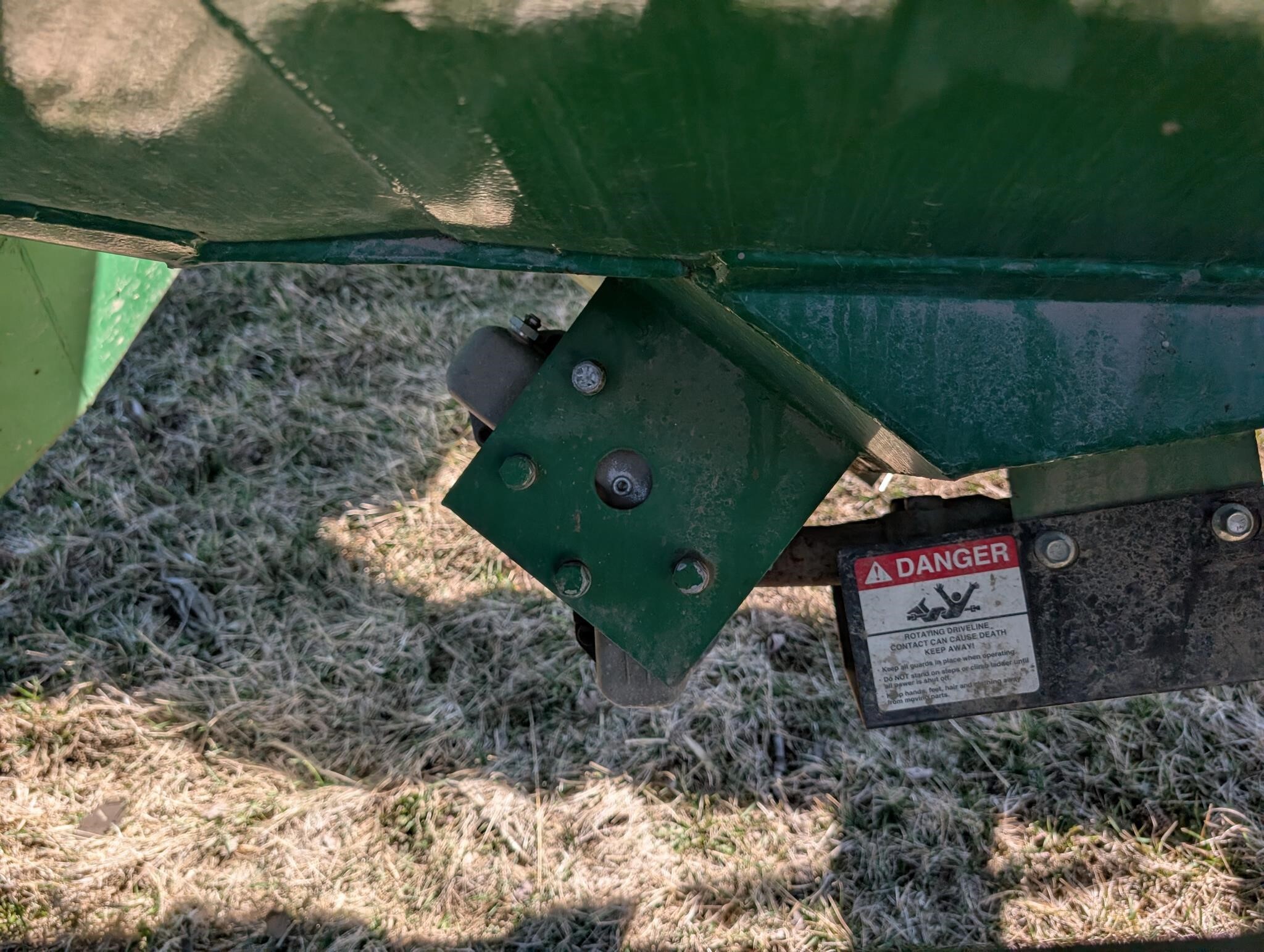  J&M 875-18 Grain Cart