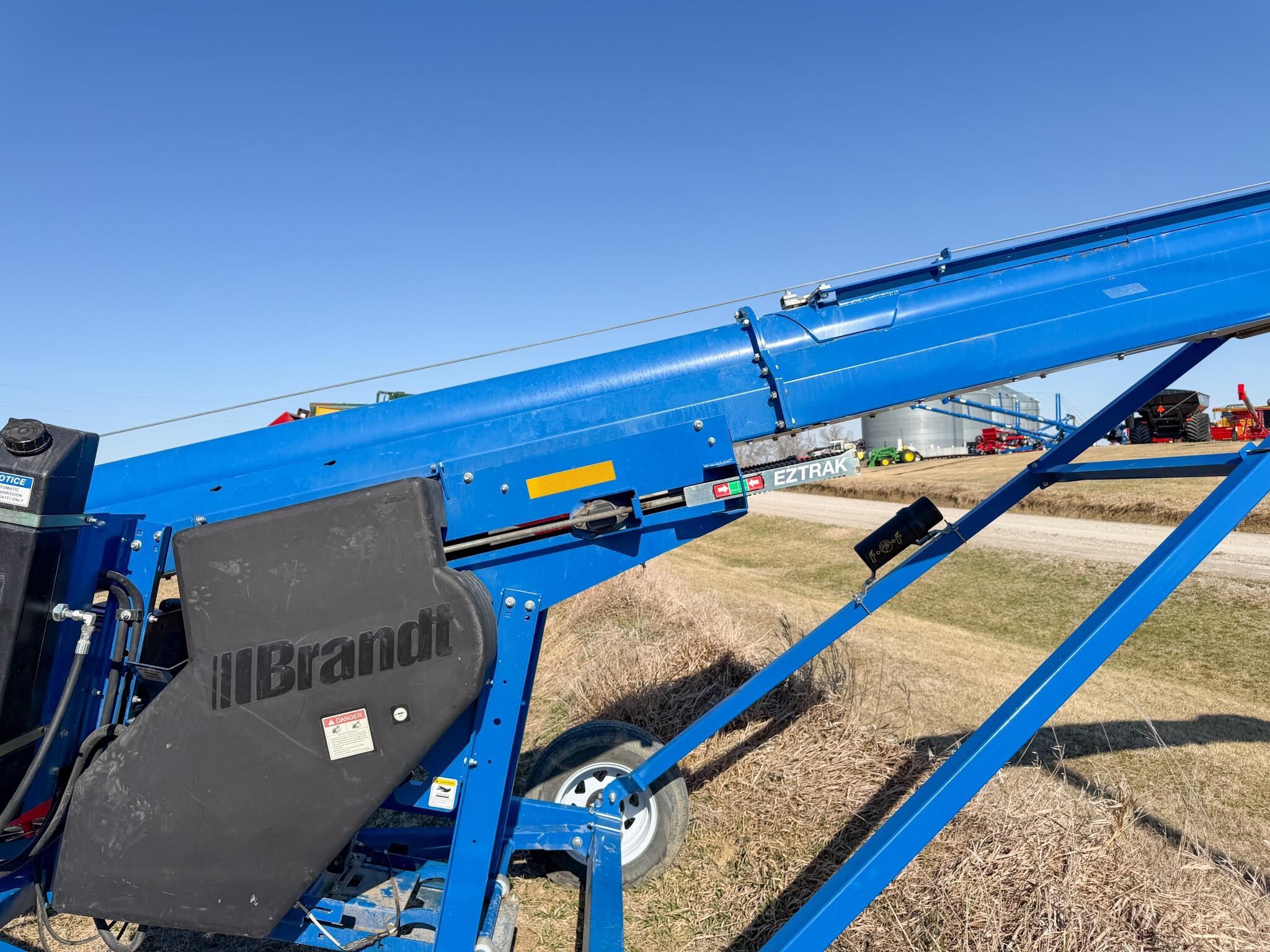2021 Brandt 1547LP+ Augers and Conveyor