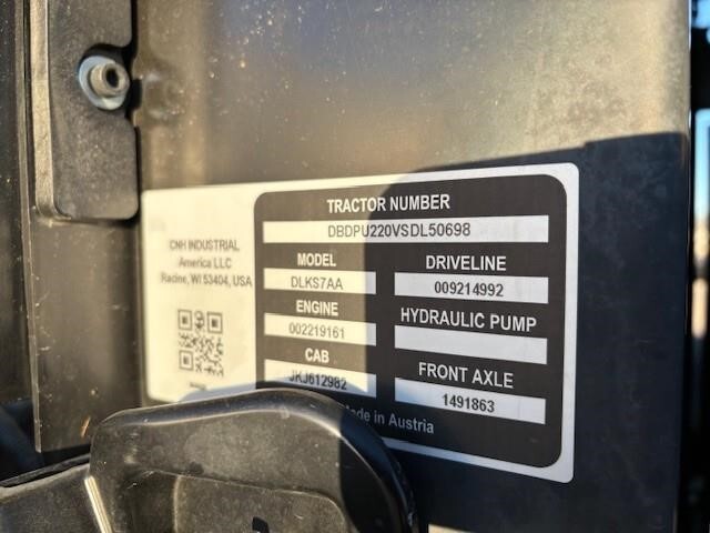 2025 Case IH PUMA 220 AFS CONNECT Tractor