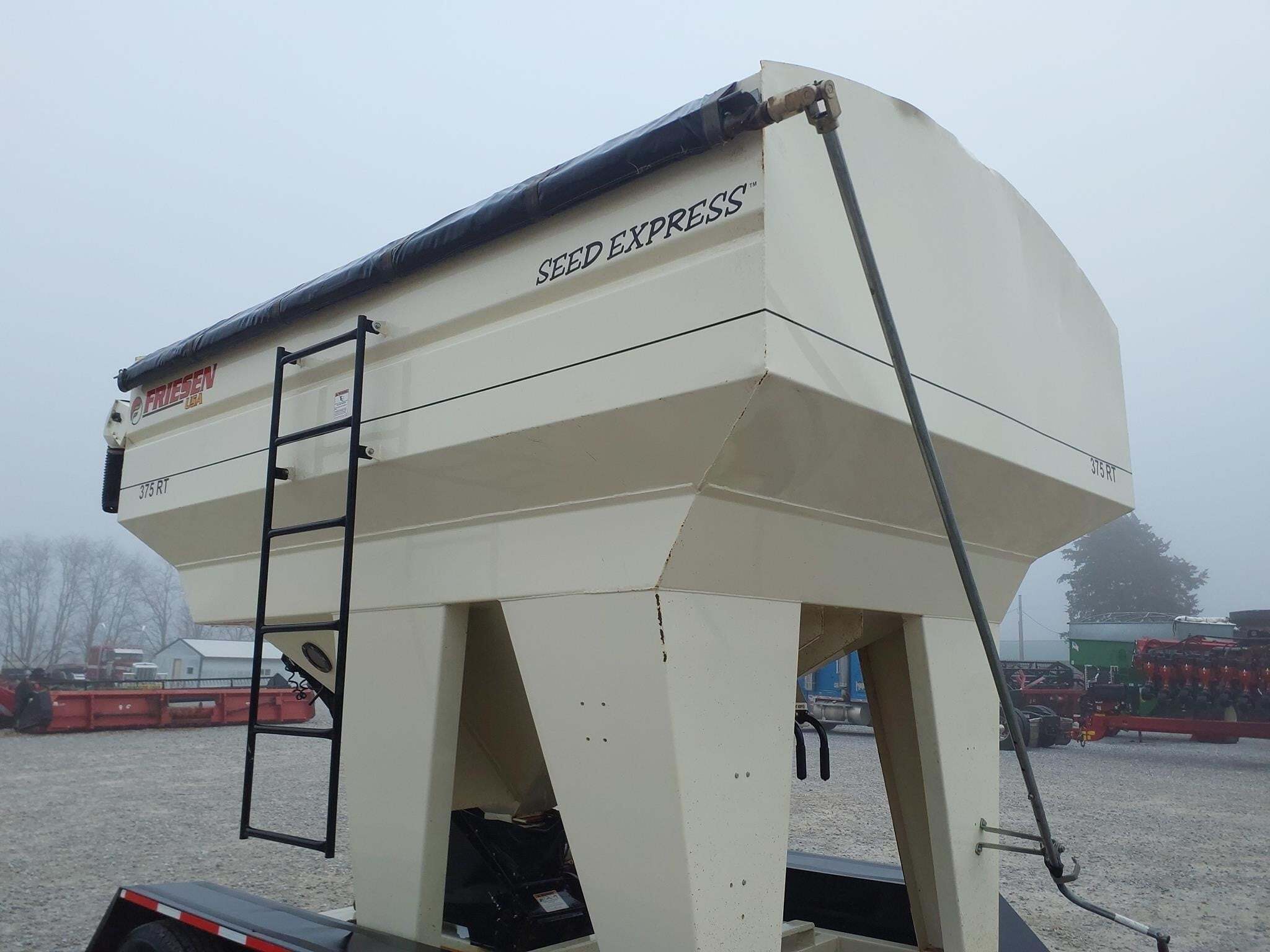  Friesen 375RT Seed Tender