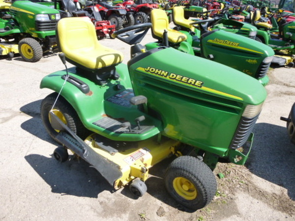 1999 John Deere Lx279 Lawn And Garden Waupun Wisconsin 1999 John Deere Lx279 Lawn And Garden
