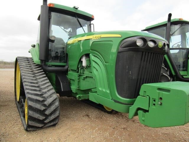 2002 John Deere 8420T Tractor