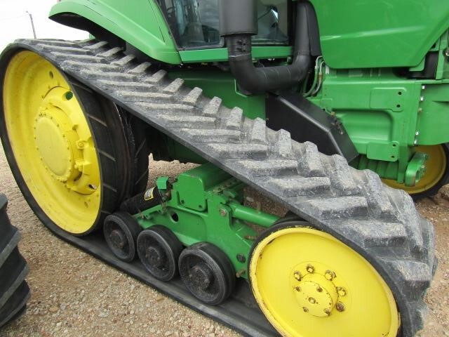 2002 John Deere 8420T Tractor