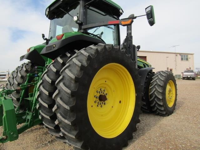  John Deere 8R 340 Tractor