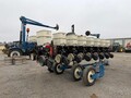 2001 Kinze 3500 Planter