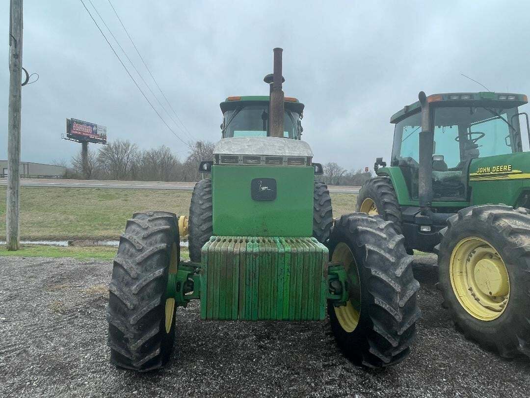 1990 John Deere 4955 Tractor