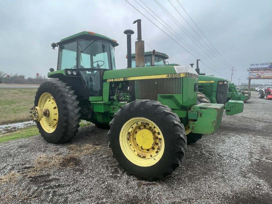 1990 John Deere 4955 Tractor