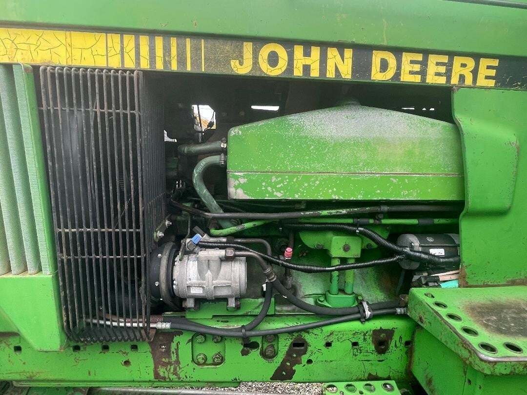 1990 John Deere 4955 Tractor