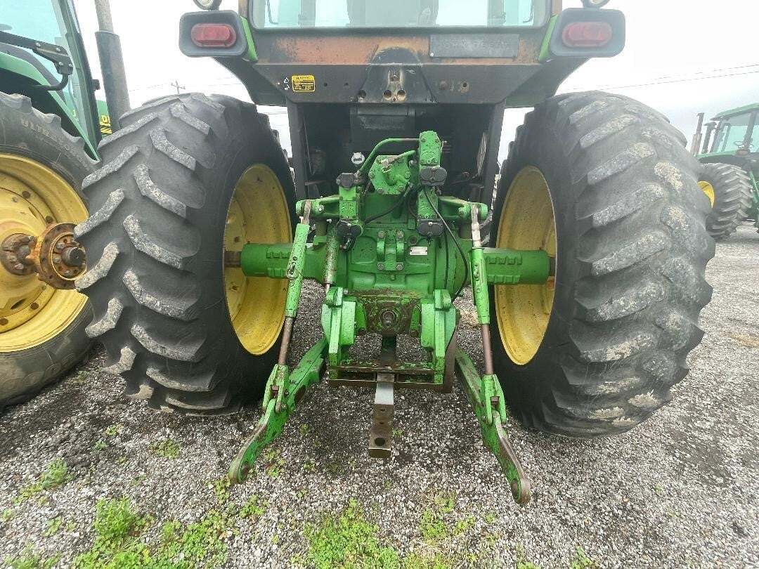 1990 John Deere 4955 Tractor