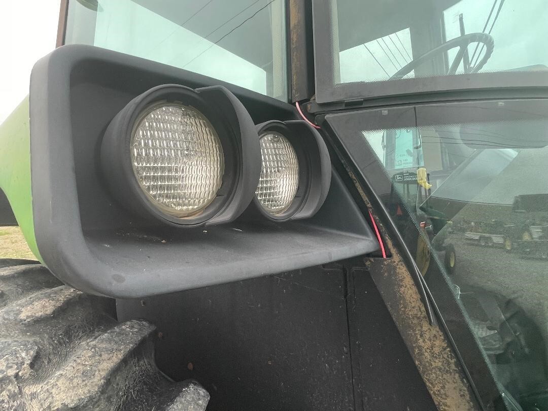 1990 John Deere 4955 Tractor