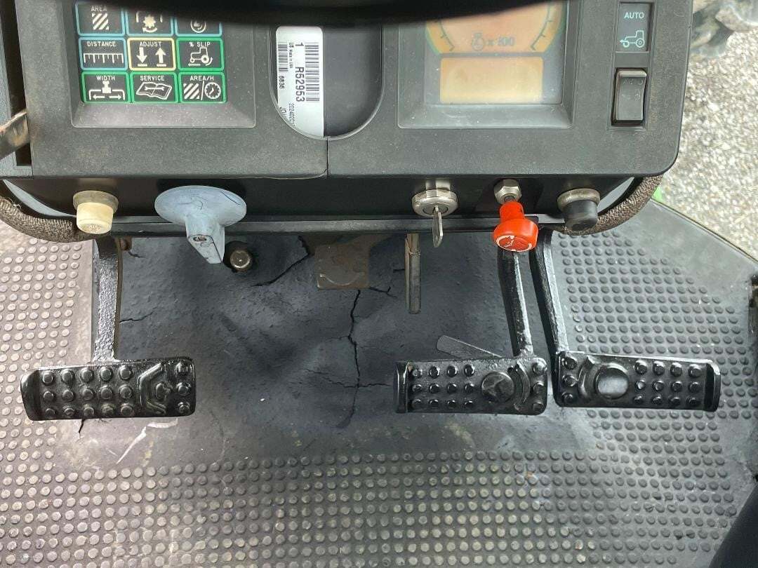 1990 John Deere 4955 Tractor