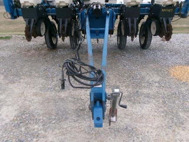 Kinze 3000 Planter