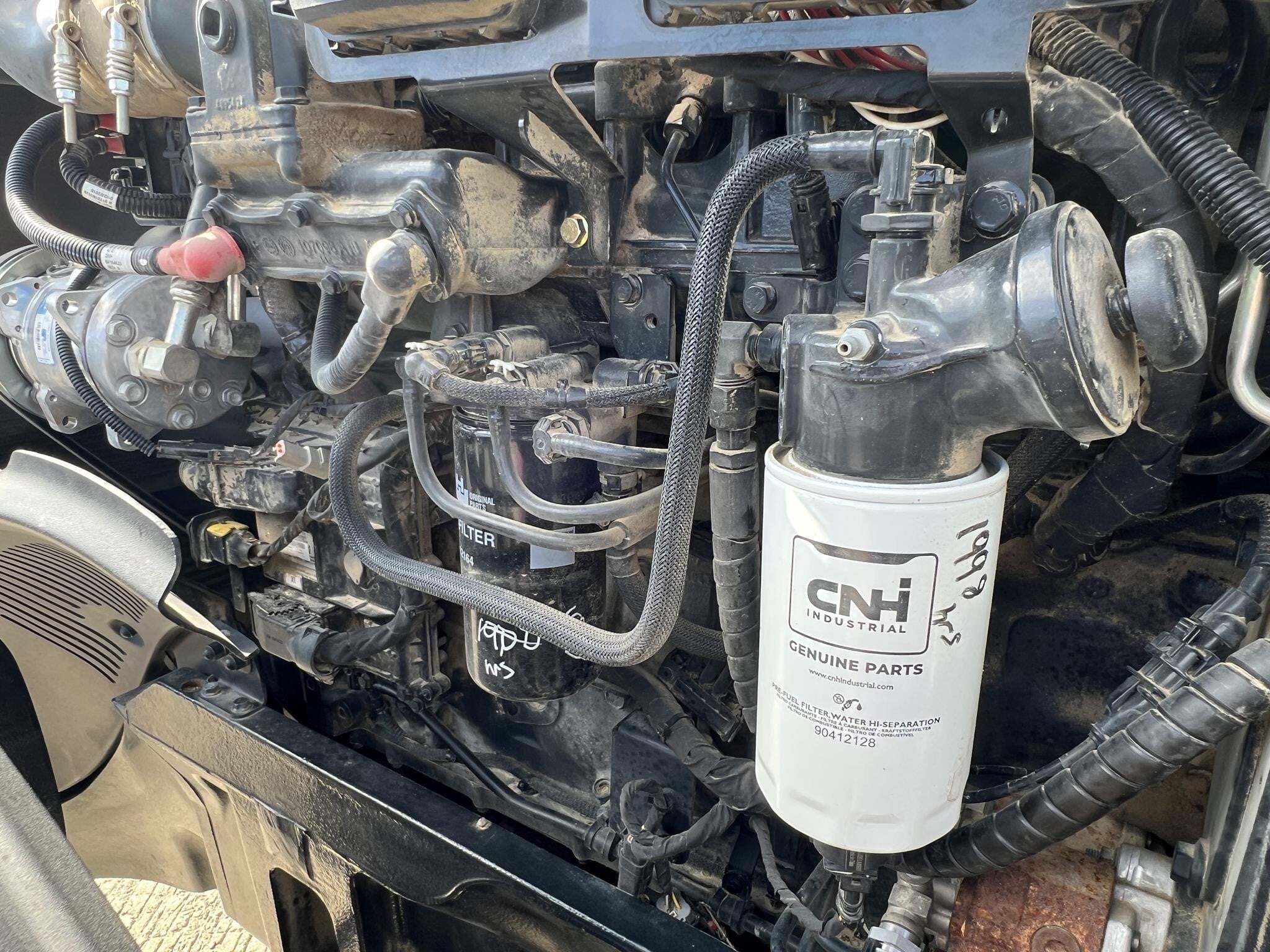 2018 Case IH Magnum 220 Tractor