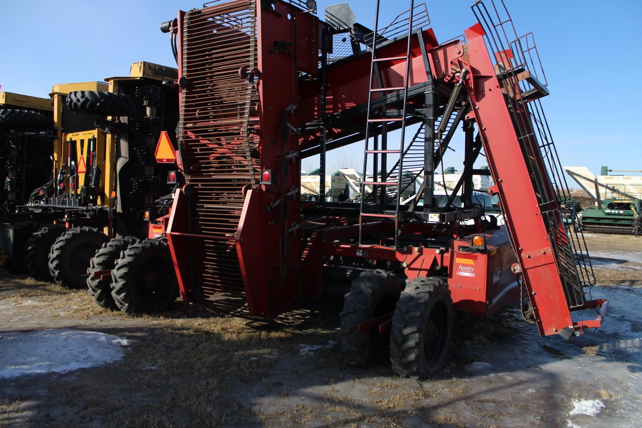 2003 Amity R998 Beet Equipment