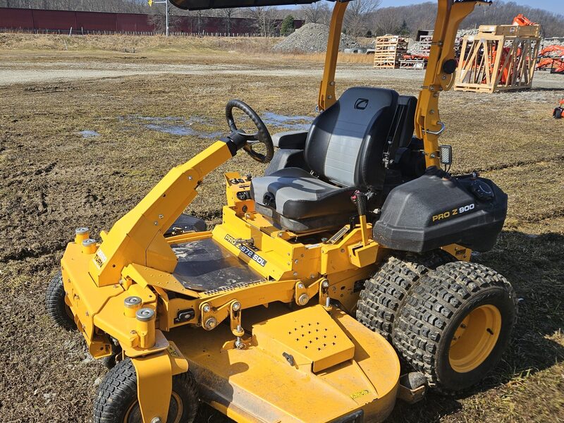 Used Cub Cadet Pro Z 972 Lawn Mowers for Sale - 2 Listings