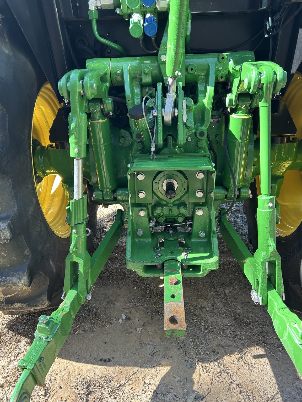 2020 John Deere 5090M Tractor