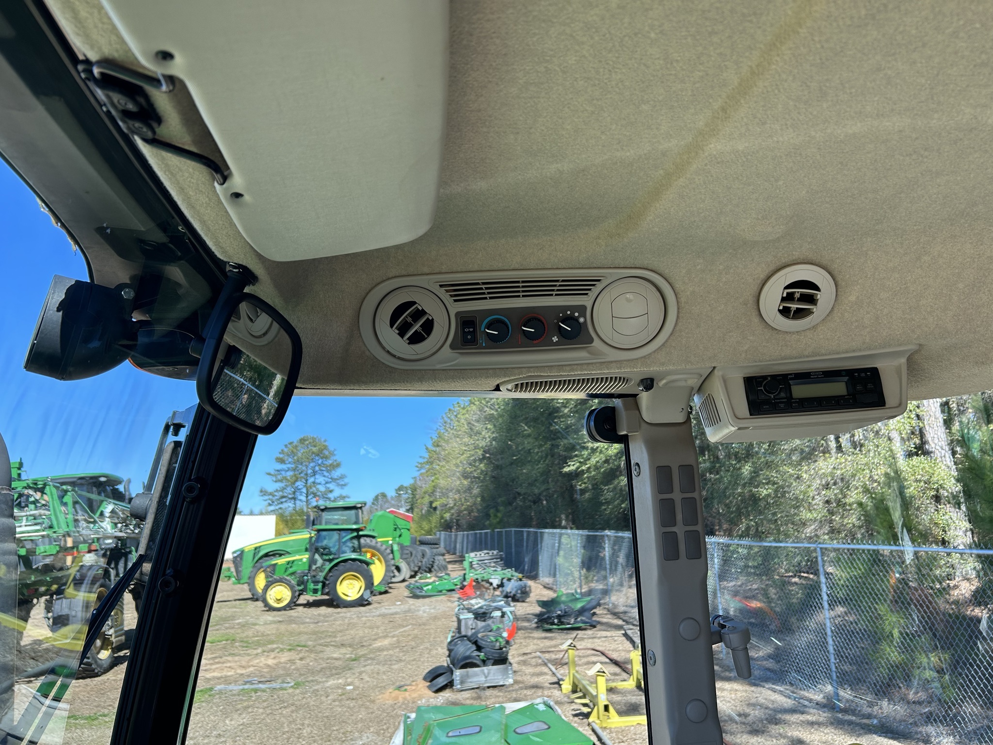2020 John Deere 5090M Tractor