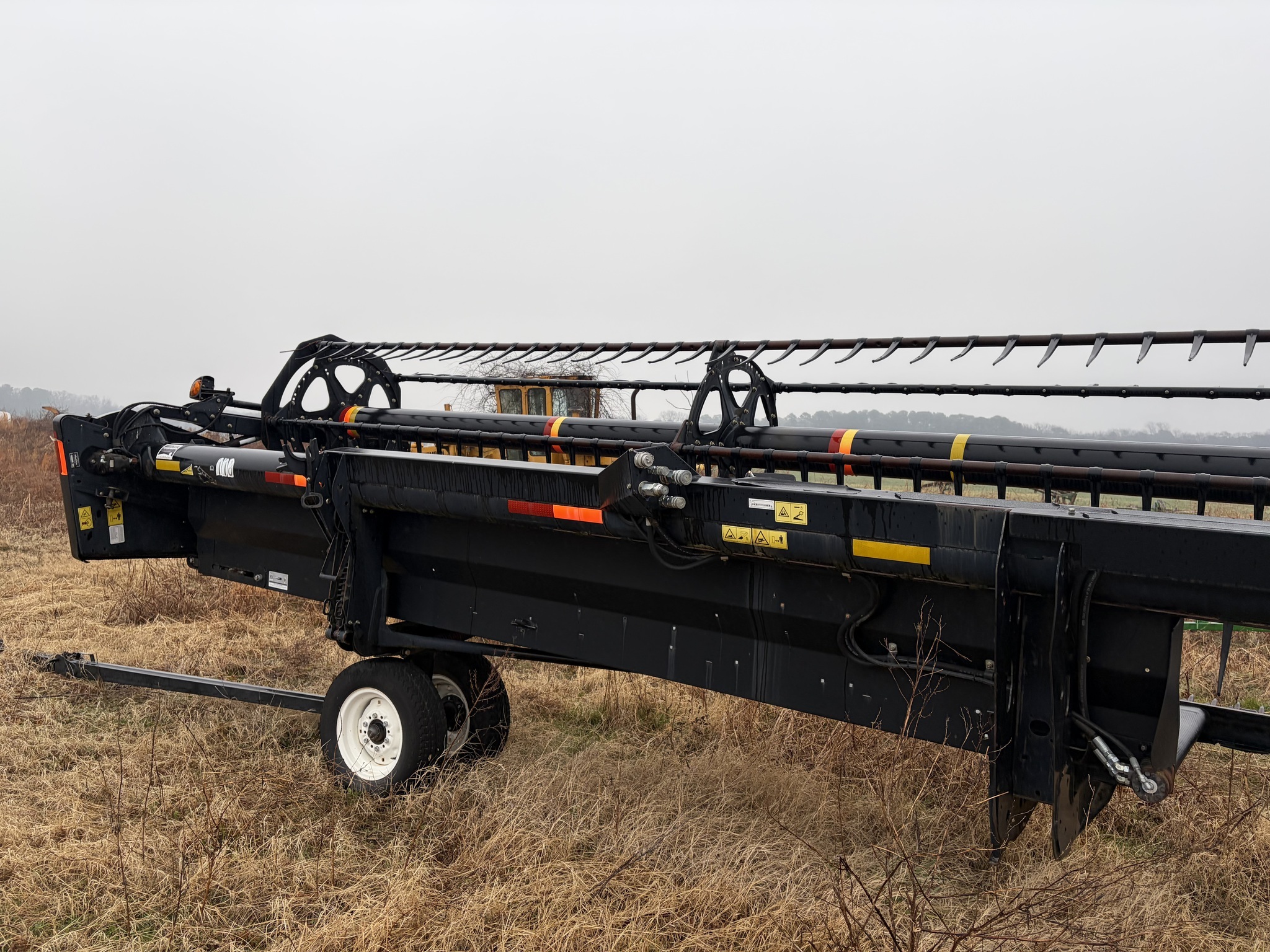2013 MacDon M155 Self-Propelled Windrowers and Swather