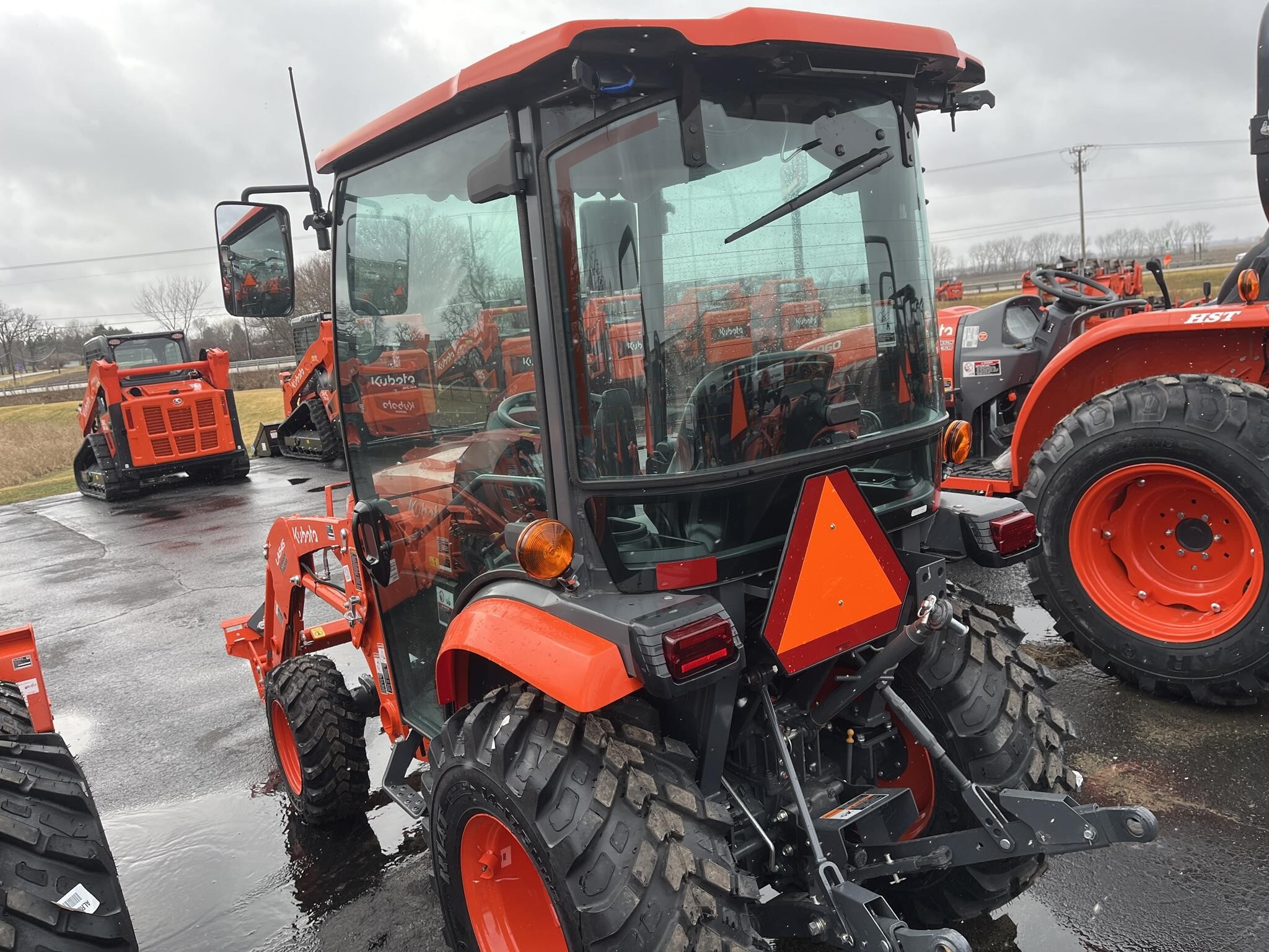 2025 Kubota LX3520HSD Tractor