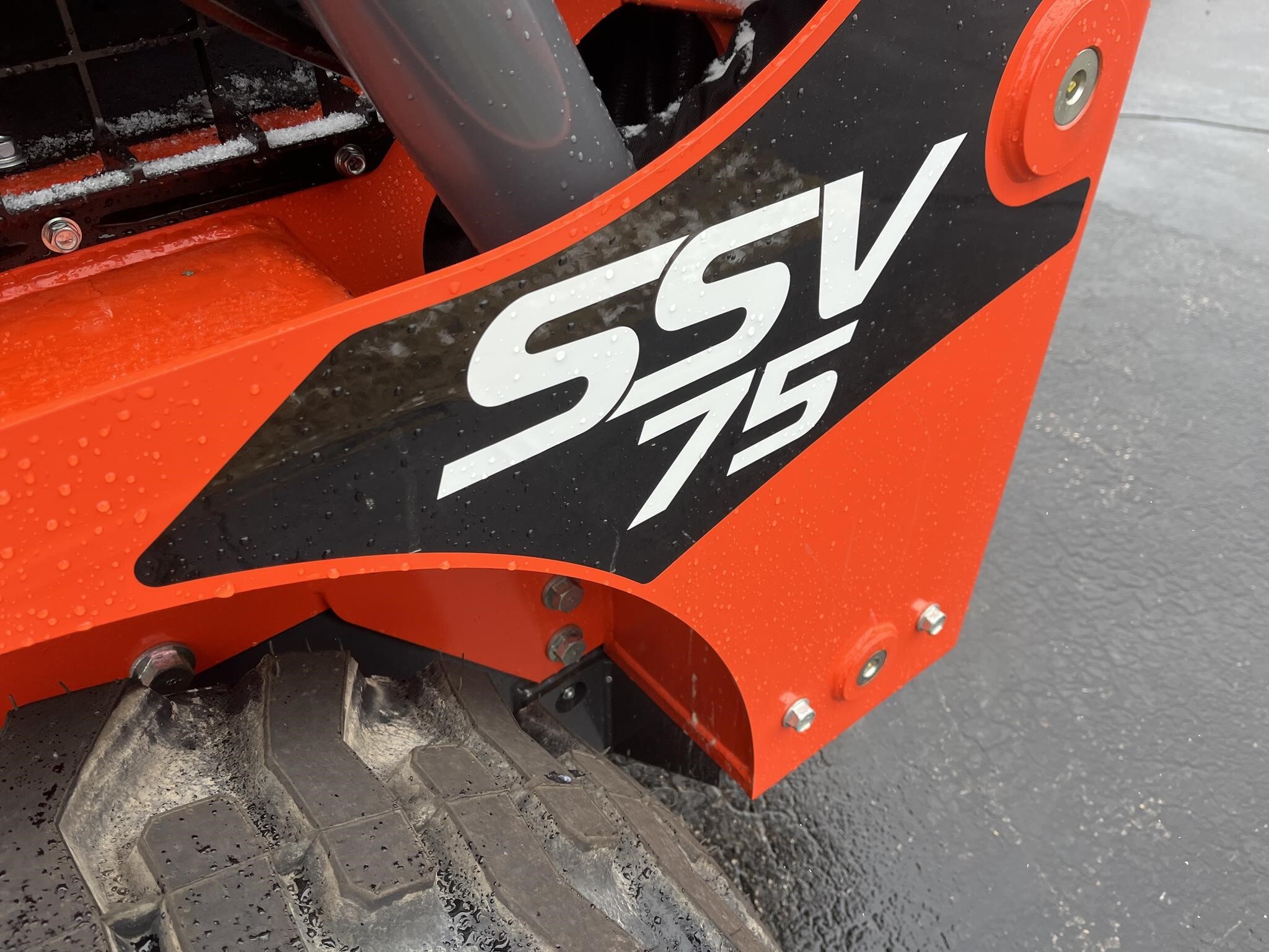 2026 Kubota SSV75 Skid Steer
