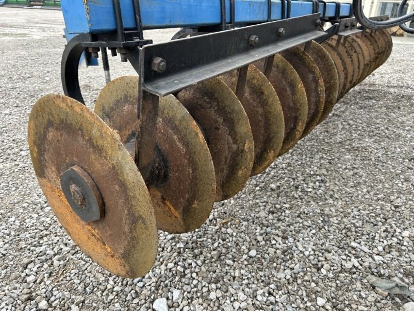  DMI Coulter Champ II HD Chisel Plow