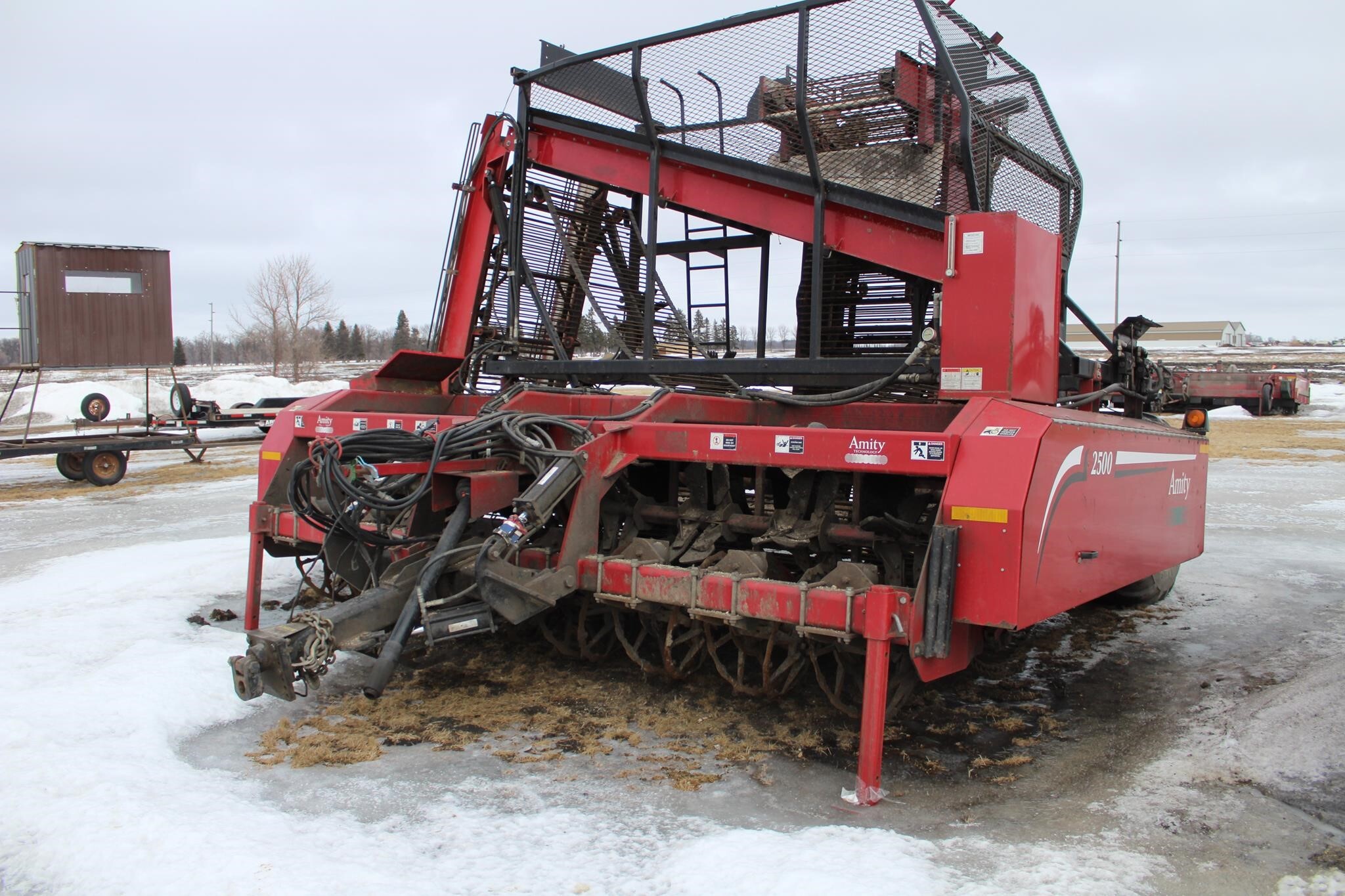 2011 Amity 2500 Beet Equipment