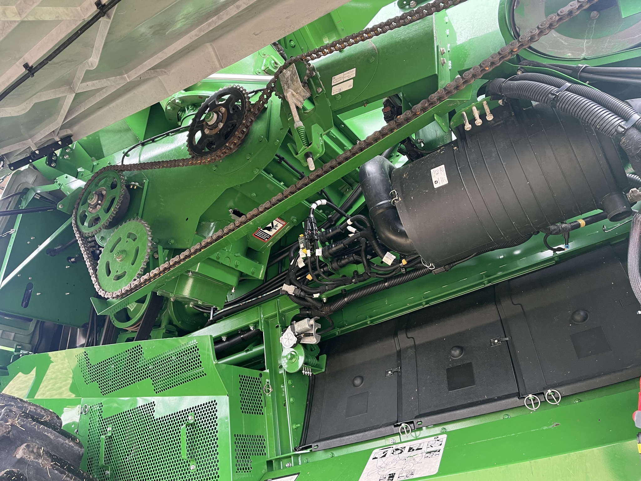 2024 John Deere S780 Combine