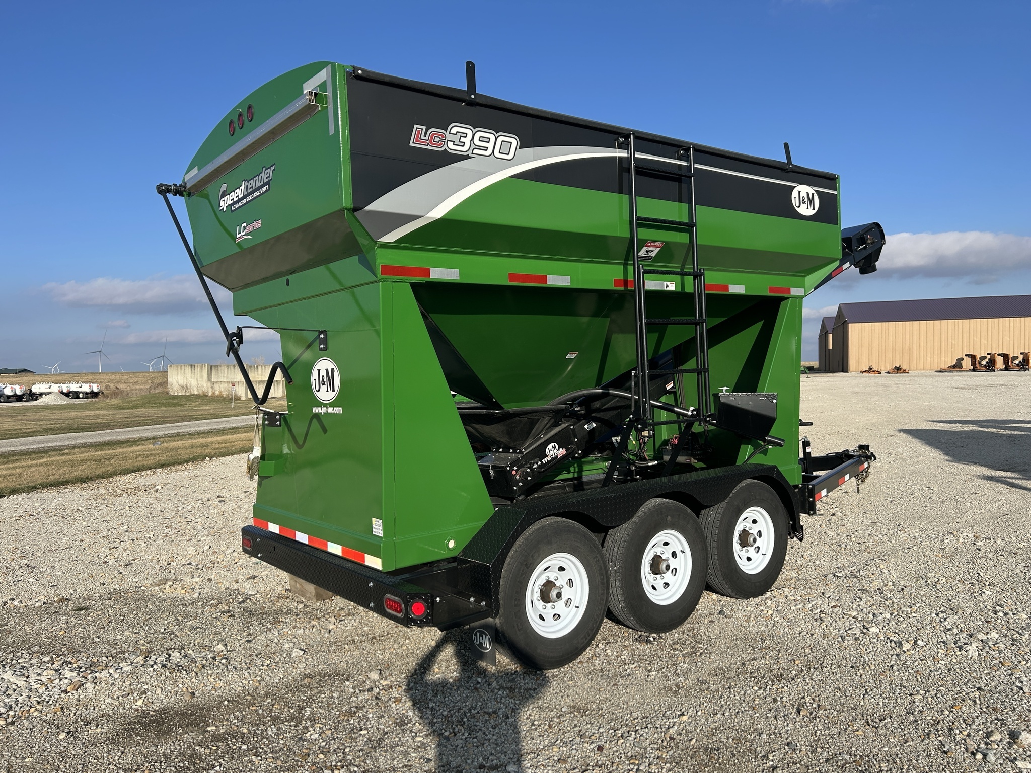 2023 J&M LC390 Seed Tender