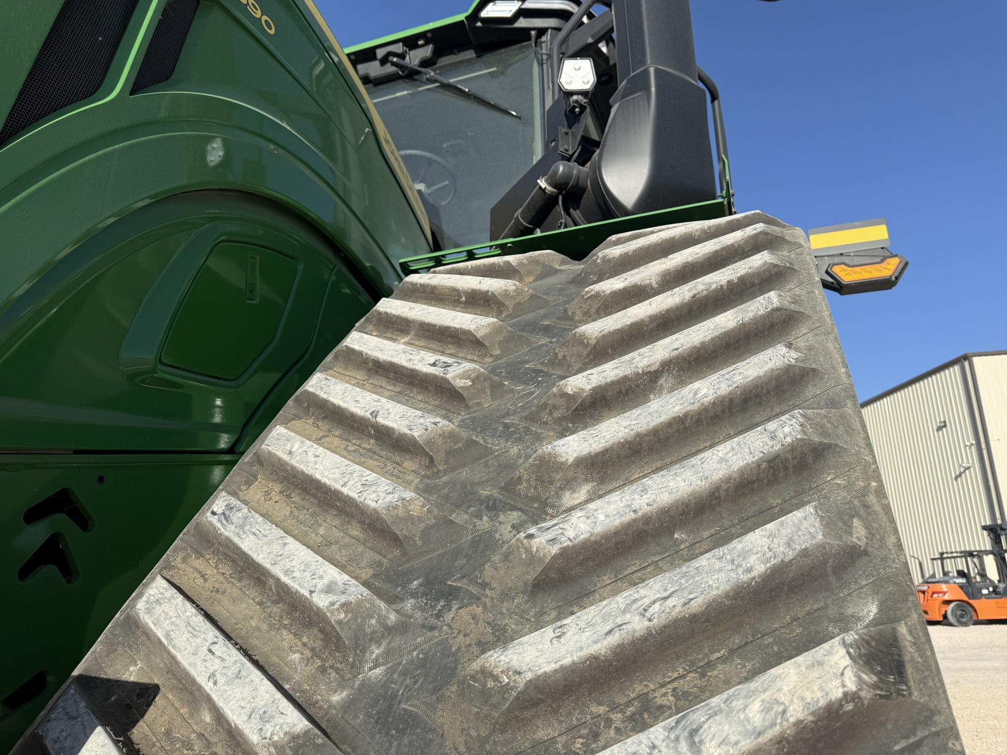 2025 John Deere 9RX 590 Tractor