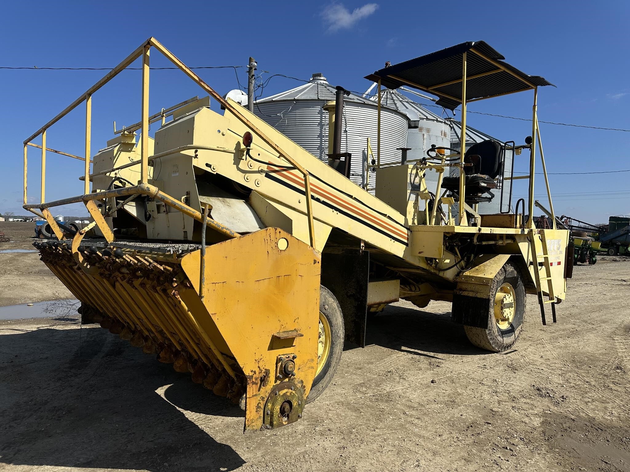  Koehring SPKH Compacting and Paving