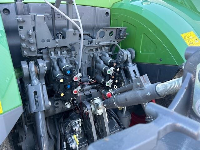 2019 Fendt 933 Vario Tractor