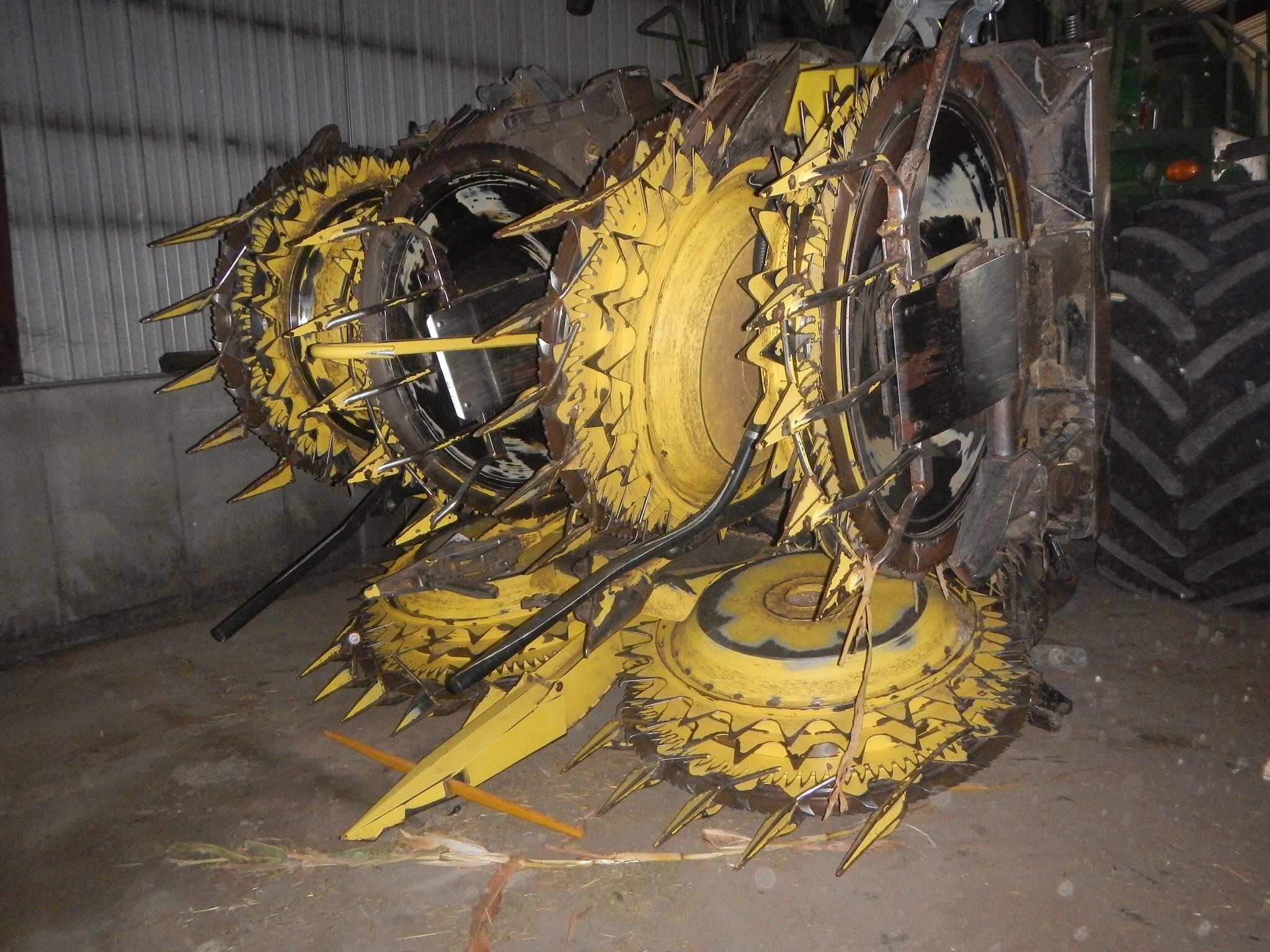 2019 John Deere 772 Corn Head
