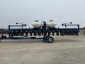  Kinze 3660 Planter