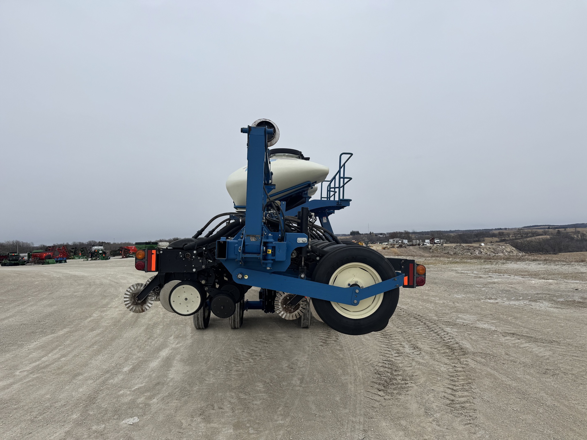  Kinze 3660 Planter