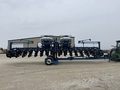  Kinze 3660 Planter