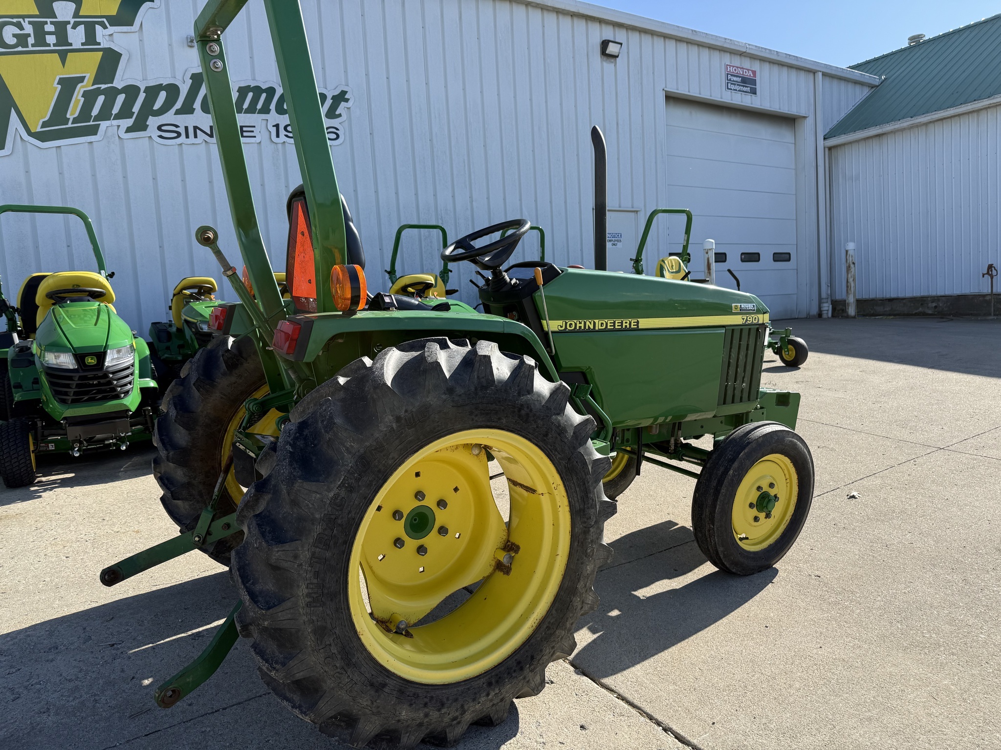 2003 John Deere 790 Tractor