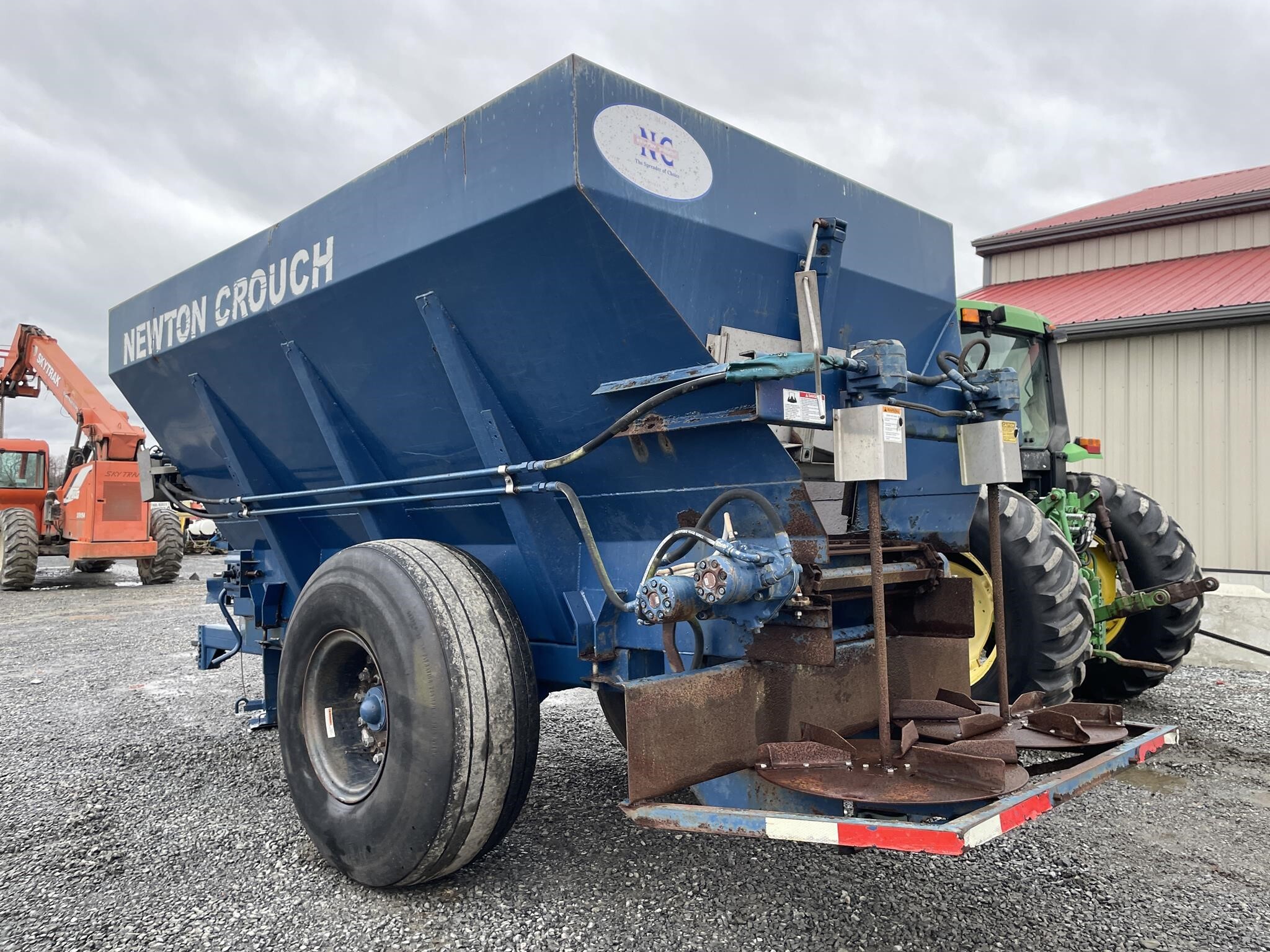 Newton Crouch 47NC SPREADIT Pull-Type Fertilizer Spreader - $17,900 ...