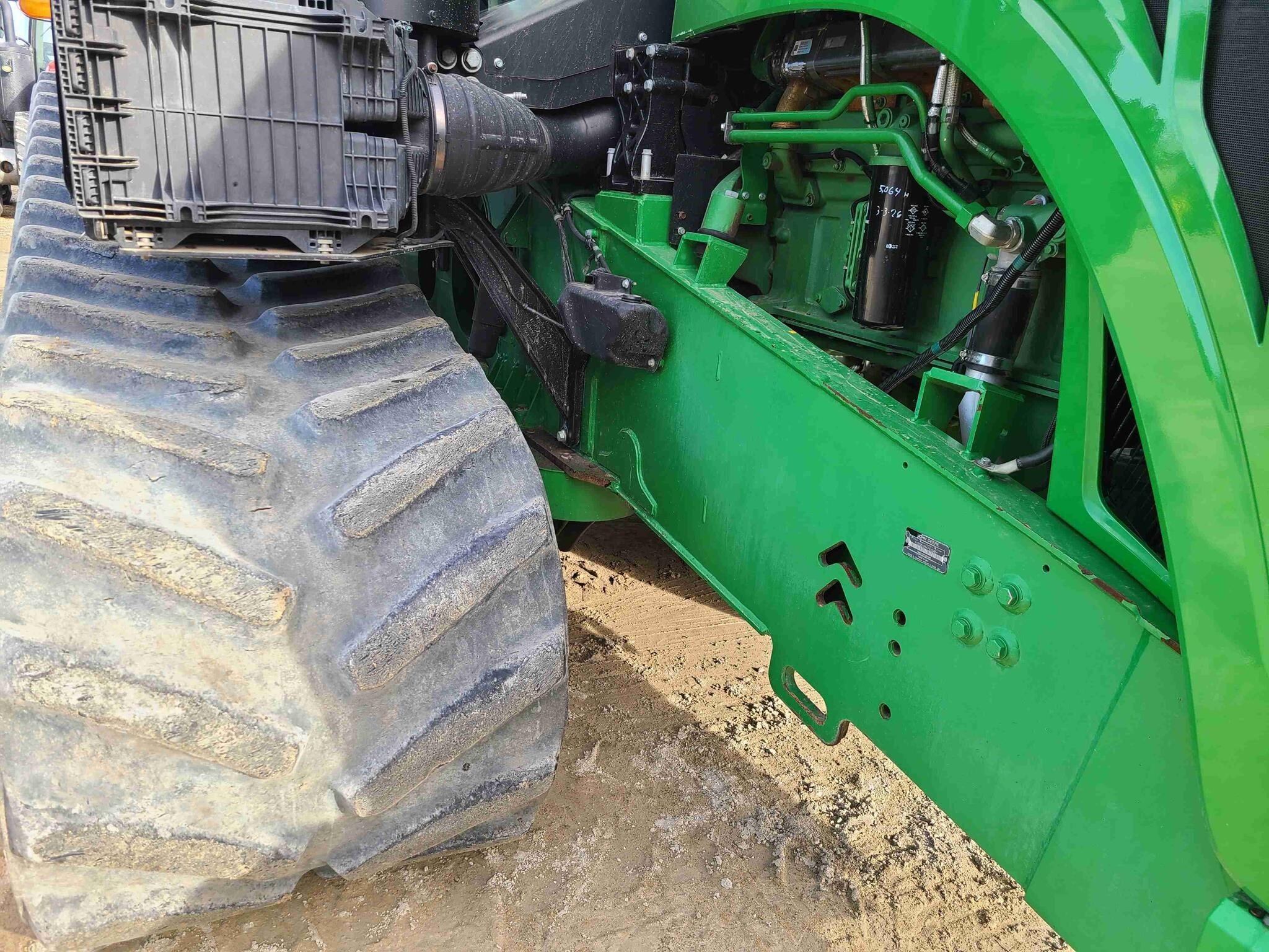 2016 John Deere 9570RT Tractor