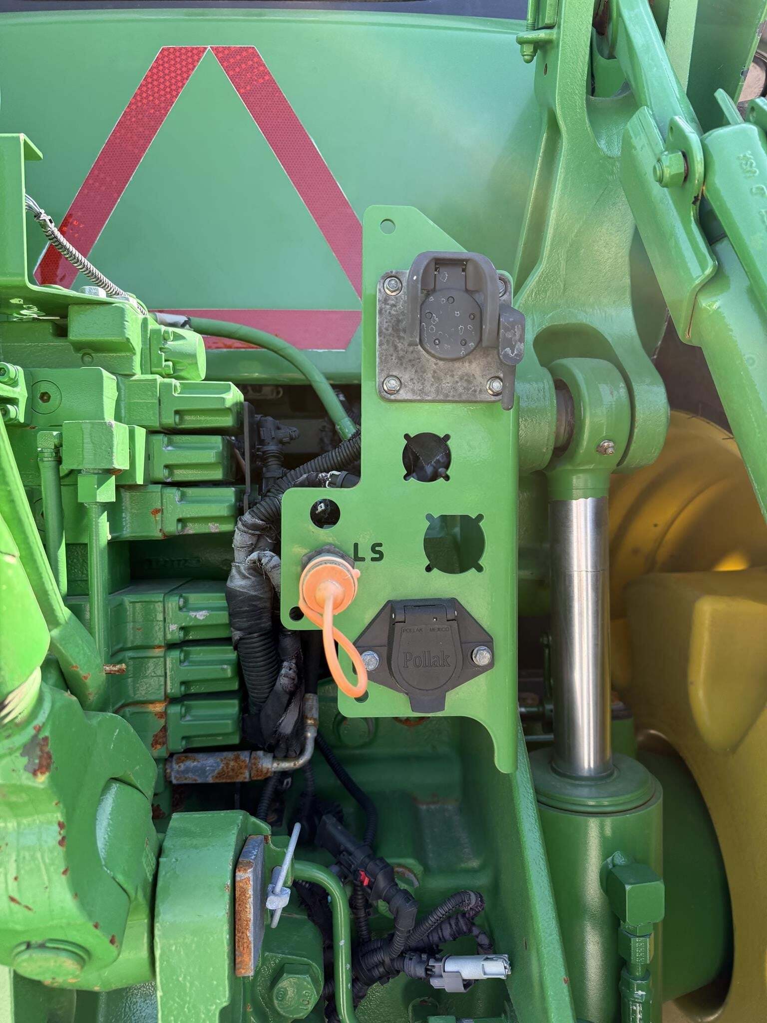 2018 John Deere 8370R Tractor