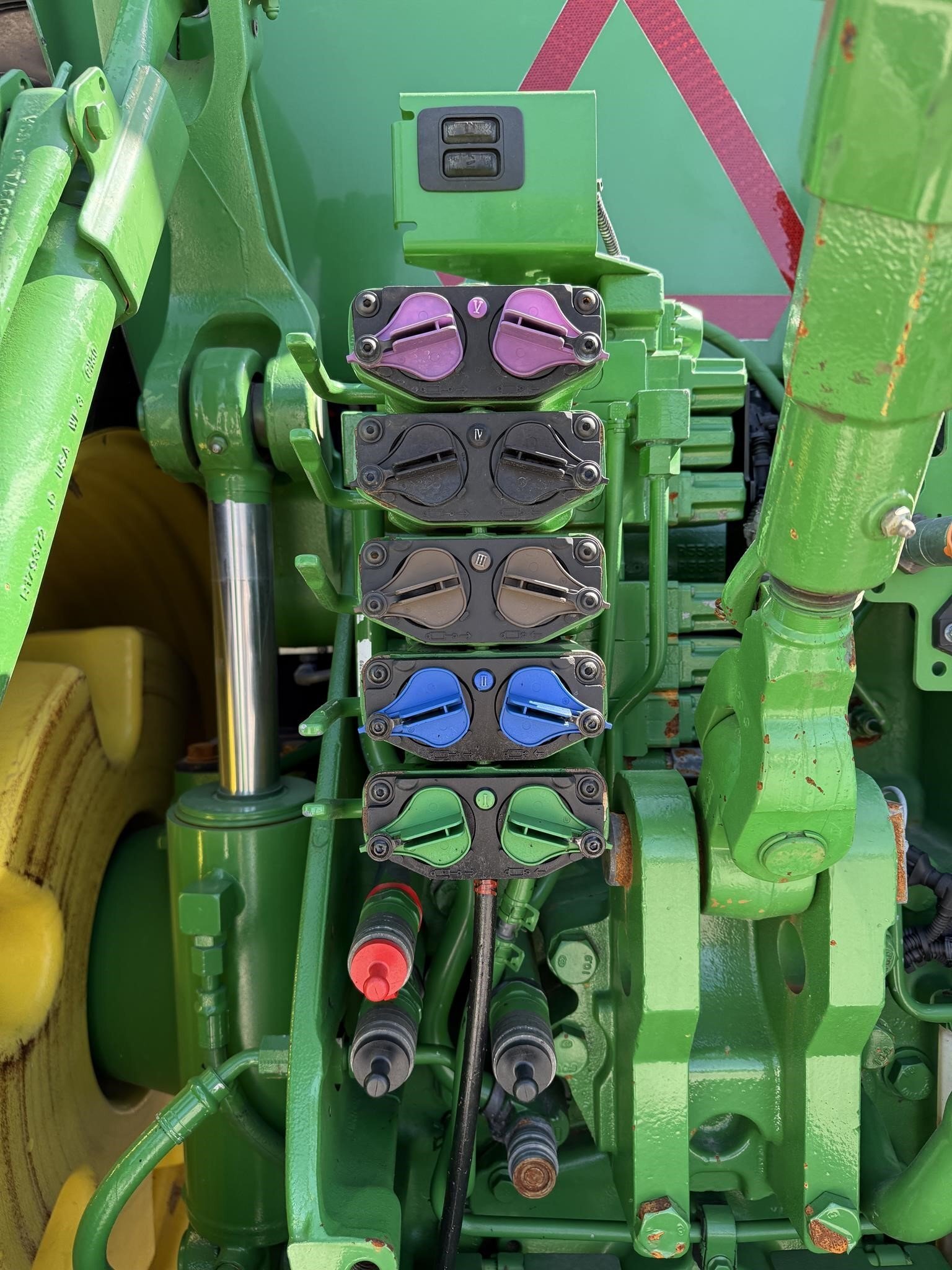 2018 John Deere 8370R Tractor