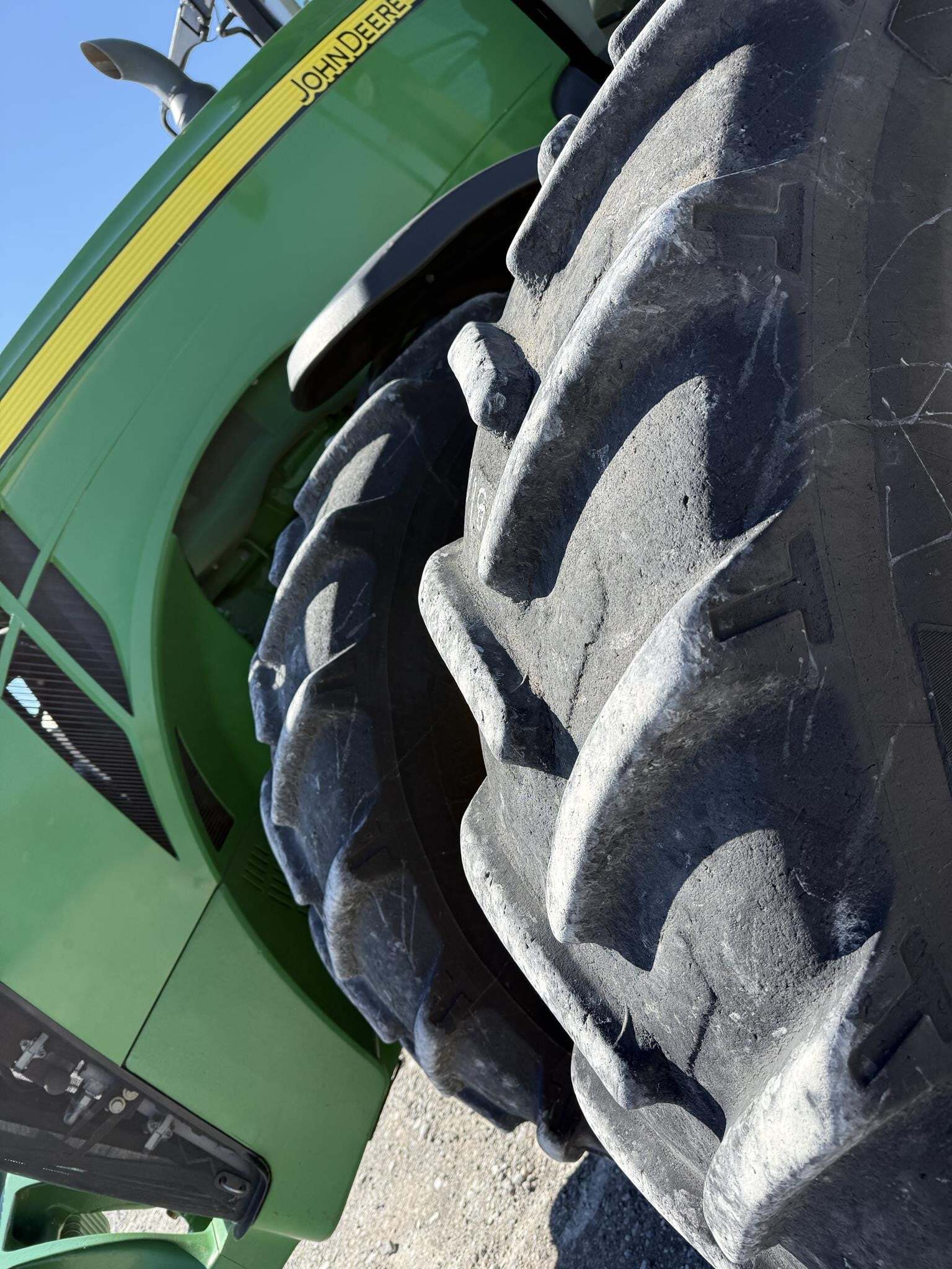 2018 John Deere 8370R Tractor