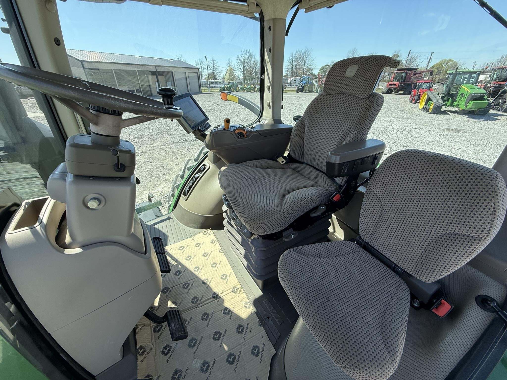 2018 John Deere 8370R Tractor