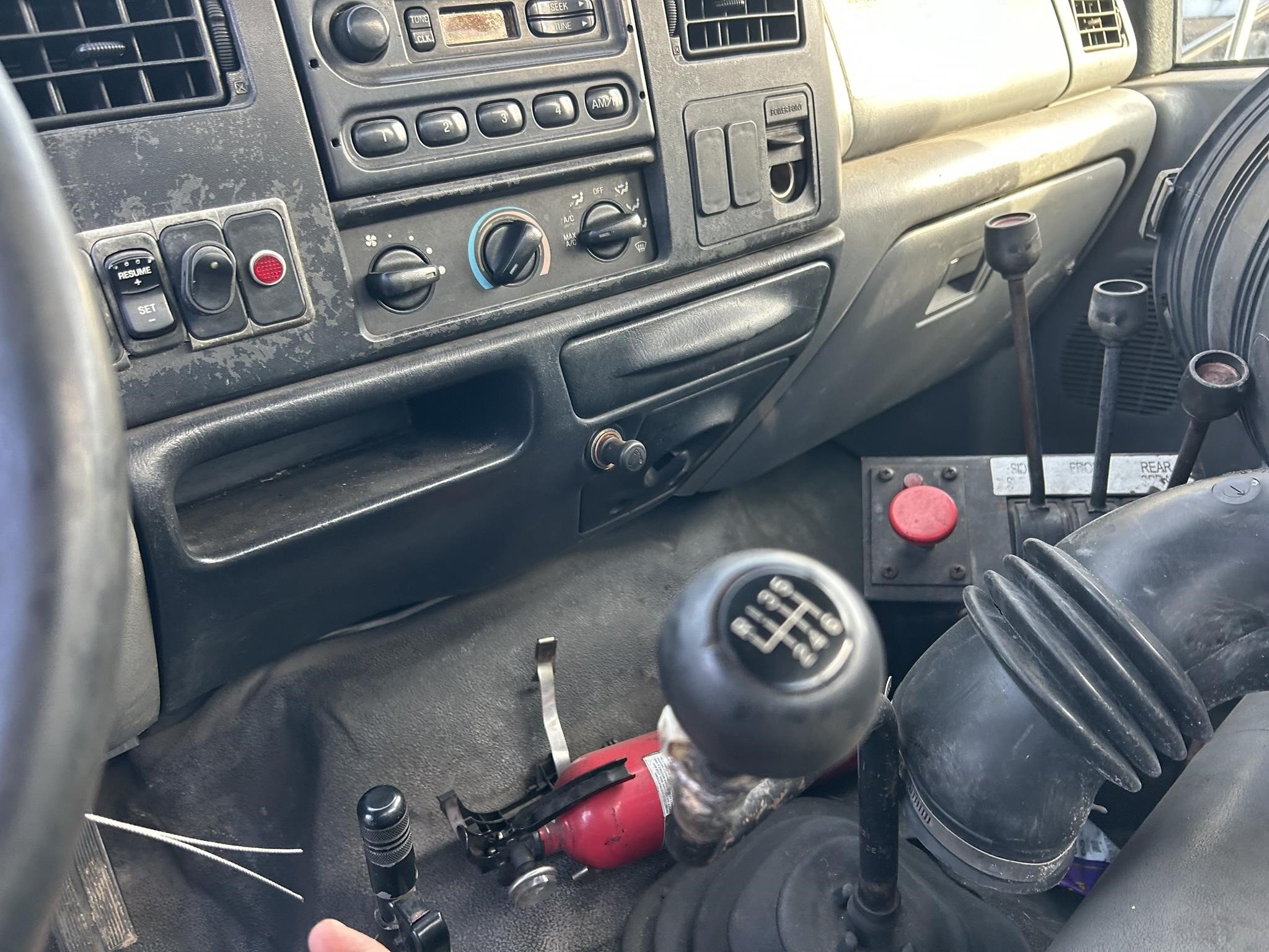 2005 Ford F-650 Pickup